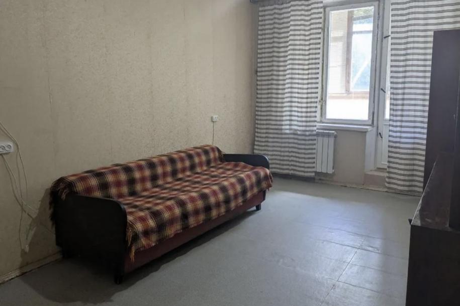 Квартира, 2-кімн., Харьков, 608м/р, Непокоренных (Героев Труда)