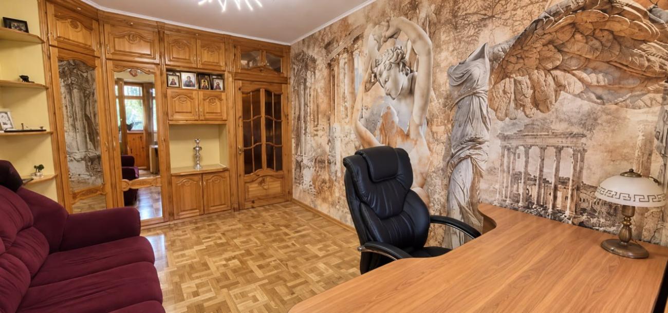 Квартира, 3-кімн., Харьков, Алексеевка, Победы пр.