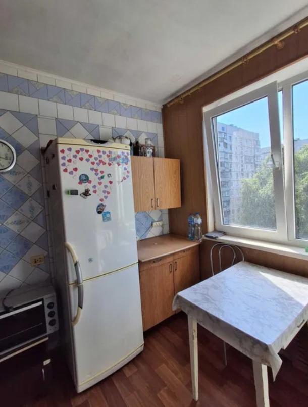 Квартира, 3-кімн., Харьков, 520м/р, Академика Павлова
