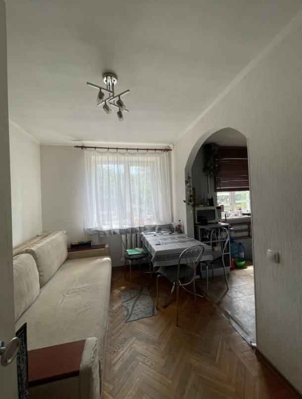 Квартира, 3-кімн., Харьков, 602м/р, Познанская