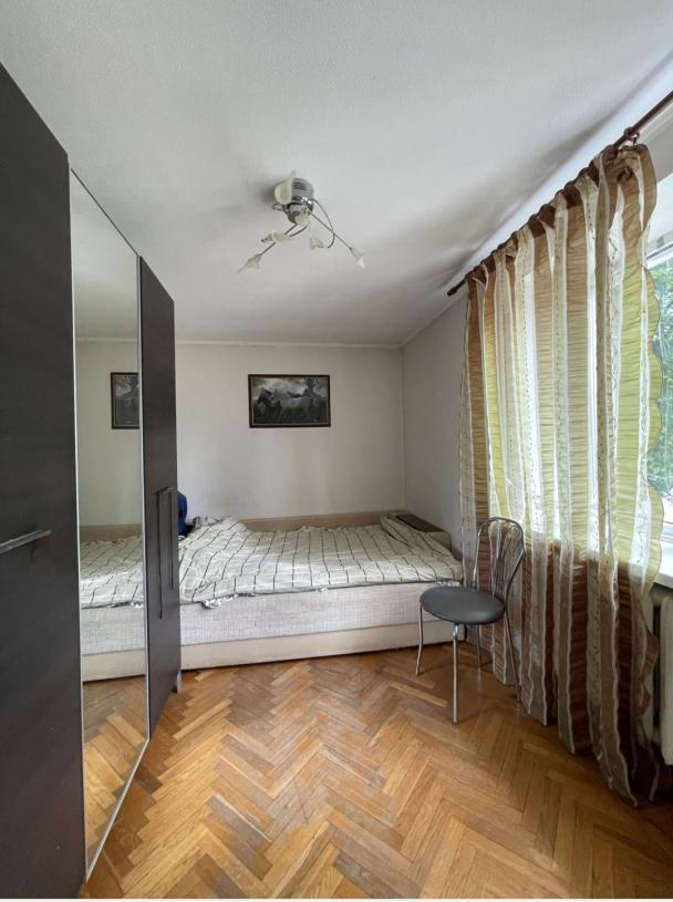 Квартира, 3-кімн., Харьков, 602м/р, Познанская