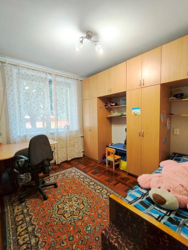 Квартира, 2-кімн., Харьков, 2 Северная Салтовка, Гвардейцев Широнинцев
