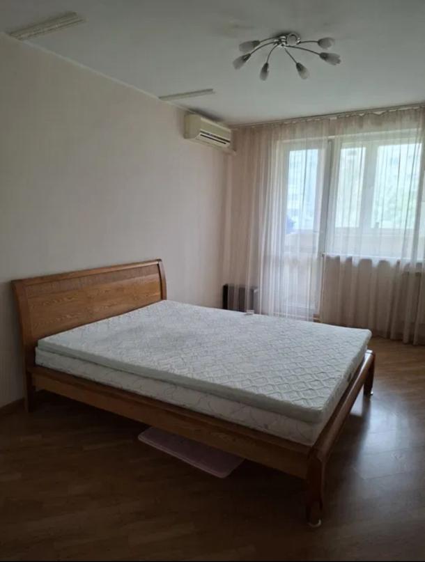 Квартира, 1-кімн., Харьков, Павловка, Клочковская