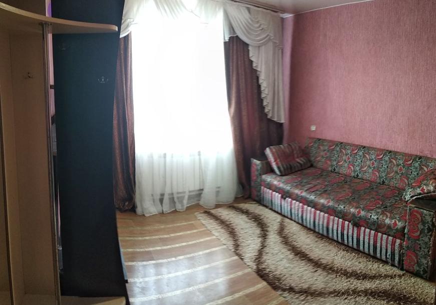Купить гостинка, Чугуев, Героев Чернобыля (Щорса, Красных партизан), Харьковская область