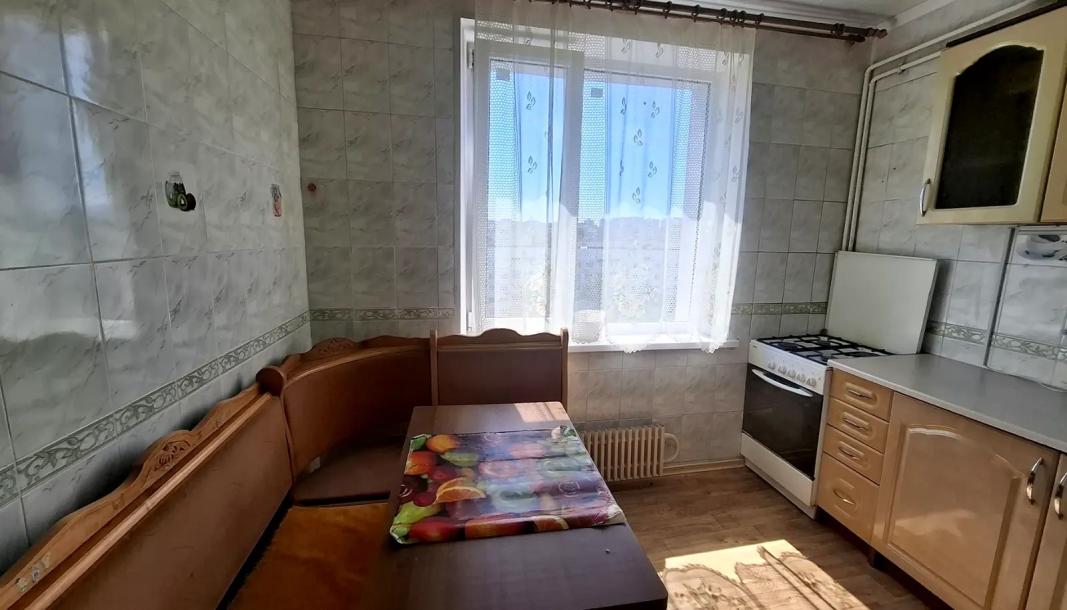 Квартира, 3-кімн., Харьков, 520м/р, Академика Павлова