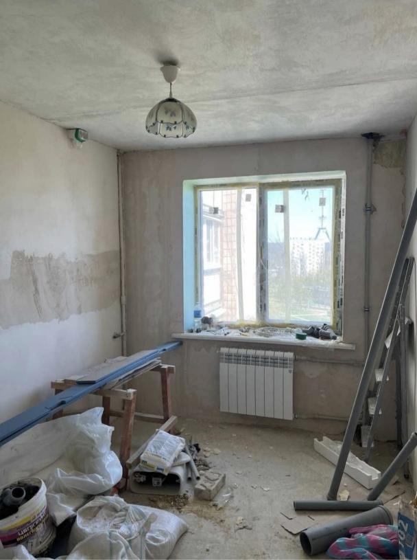 Квартира, 1-кімн., Харьков, Павлово Поле, 23 Августа
