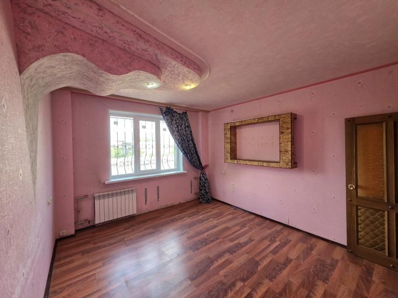 Квартира, 3-кімн., Харьков, 1 Северная Салтовка, Леся Сердюка (Командарма Корка)