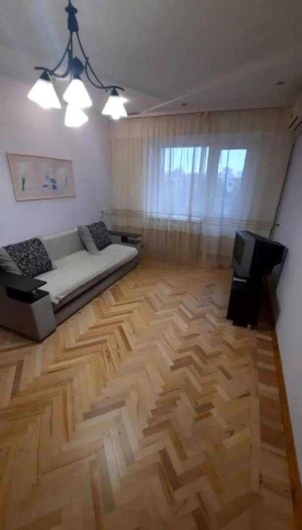 Квартира, 2-кімн., Харьков, Павлово Поле, 23 Августа