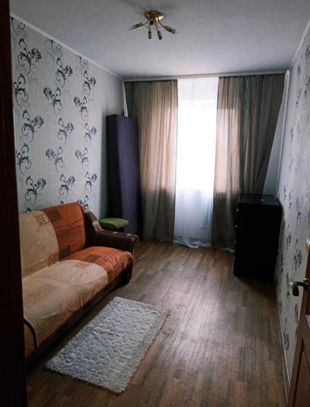 Квартира, 2-кімн., Харьков, 606м/р, Тракторостроителей просп.