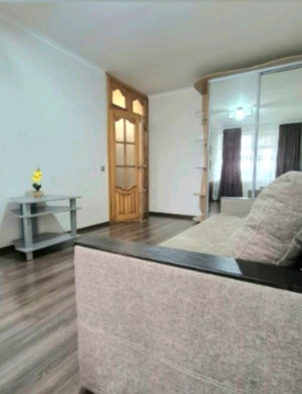 Квартира, 1-кімн., Харьков, 531м/р, Непокоренных (Героев Труда)