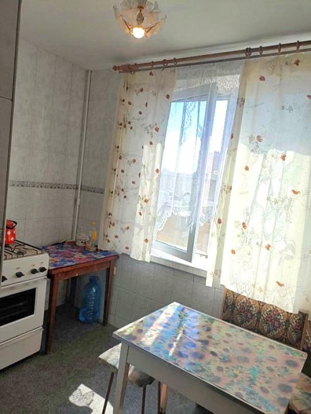 Квартира, 2-кімн., Харьков, 607м/р, Непокоренных (Героев Труда)