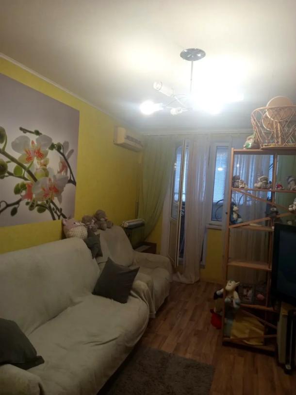 Квартира, 3-кімн., Харьков, 531м/р, Тракторостроителей просп.