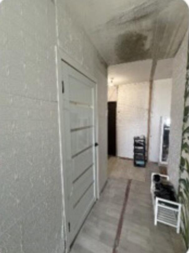 Квартира, 2-кімн., Харьков, 606м/р, Непокоренных (Героев Труда)