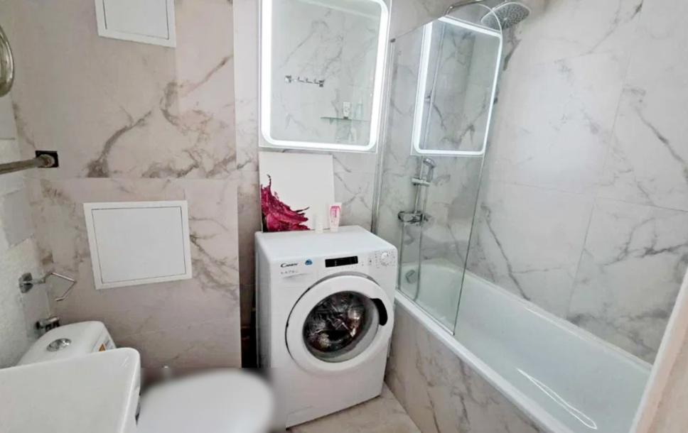 Квартира, 2-кімн., Харьков, 522м/р, Валентиновская