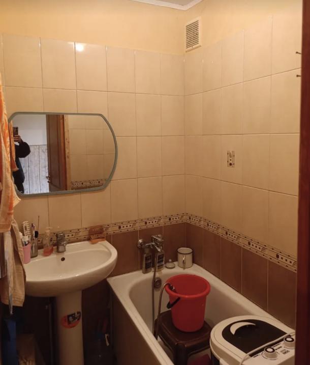 Квартира, 2-кімн., Харьков, 606м/р, Тракторостроителей просп.