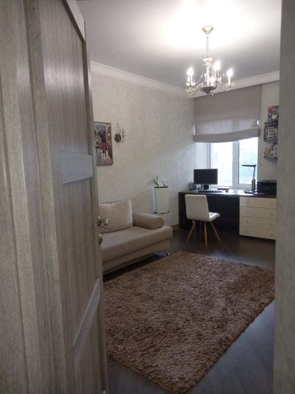 Квартира, 3-кімн., Харьков, Защитников Украины метро, Примеровская