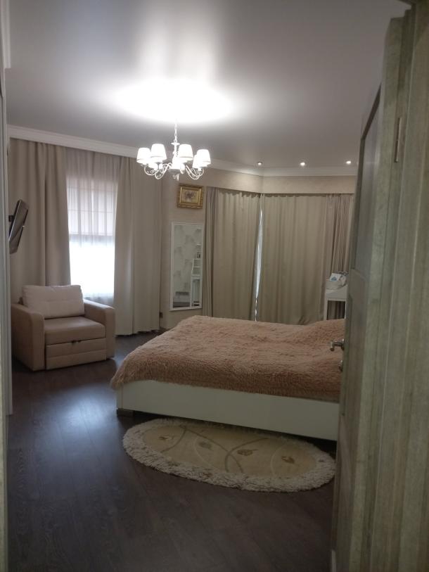 Квартира, 3-кімн., Харьков, Защитников Украины метро, Примеровская