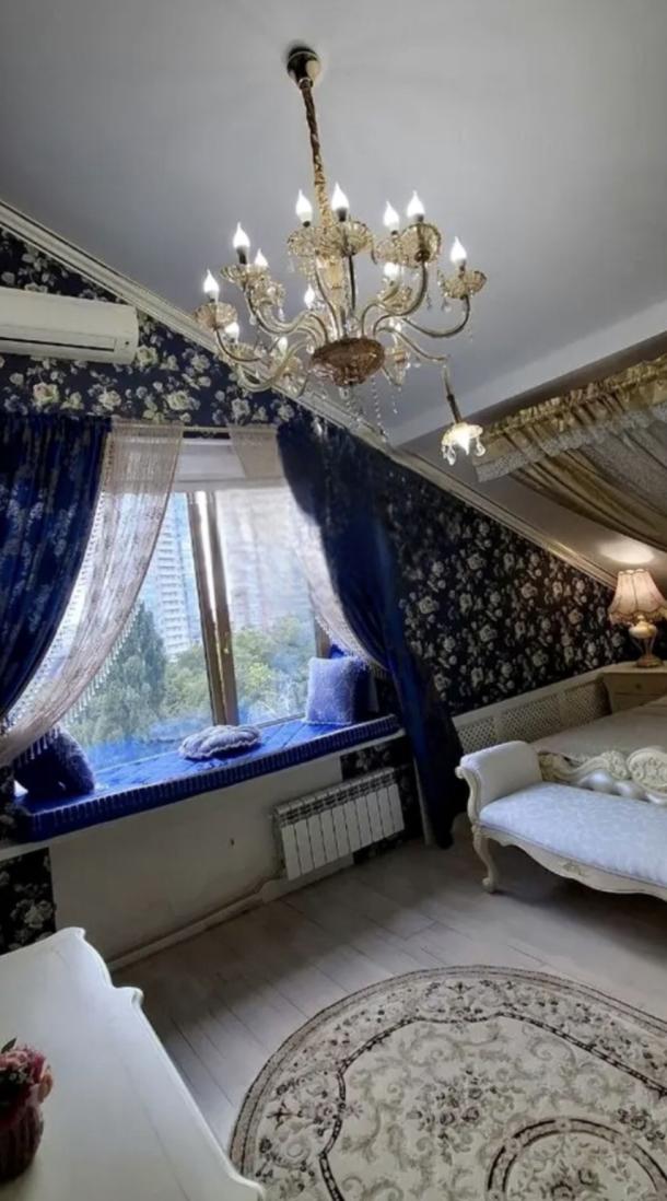 Квартира, 4-кімн., Харьков, Нагорный, Сумская
