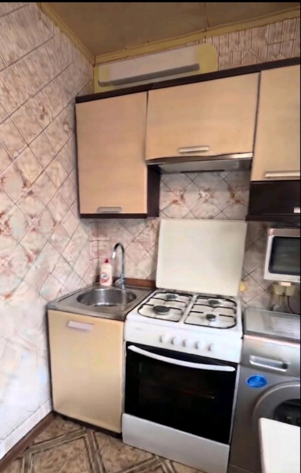 Квартира, 2-кімн., Харьков, Аэропорт, Аэрокосмический просп. (Гагарина проспект)