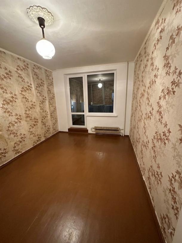 Квартира, 3-кімн., Харьков, 531м/р, Непокоренных (Героев Труда)