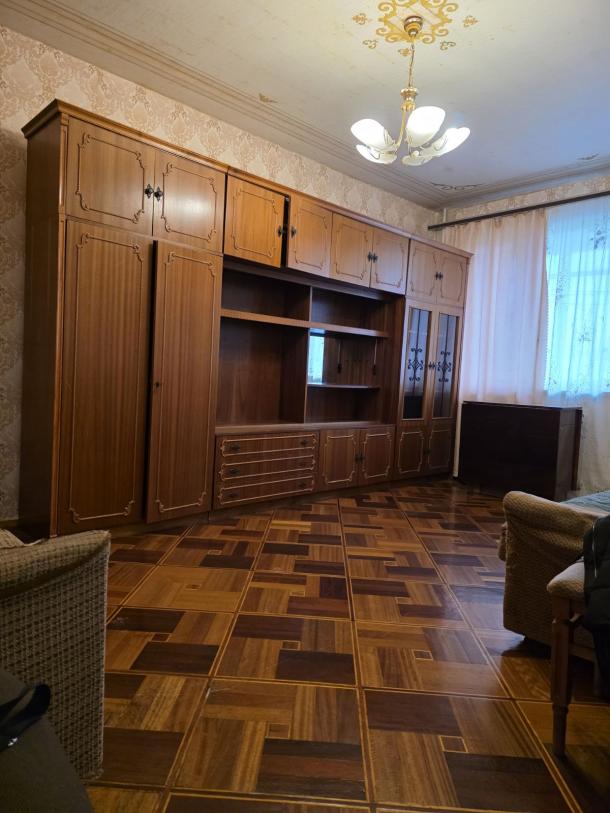 Квартира, 3-кімн., Харьков, Масельского метро, Героев Харькова пр-т