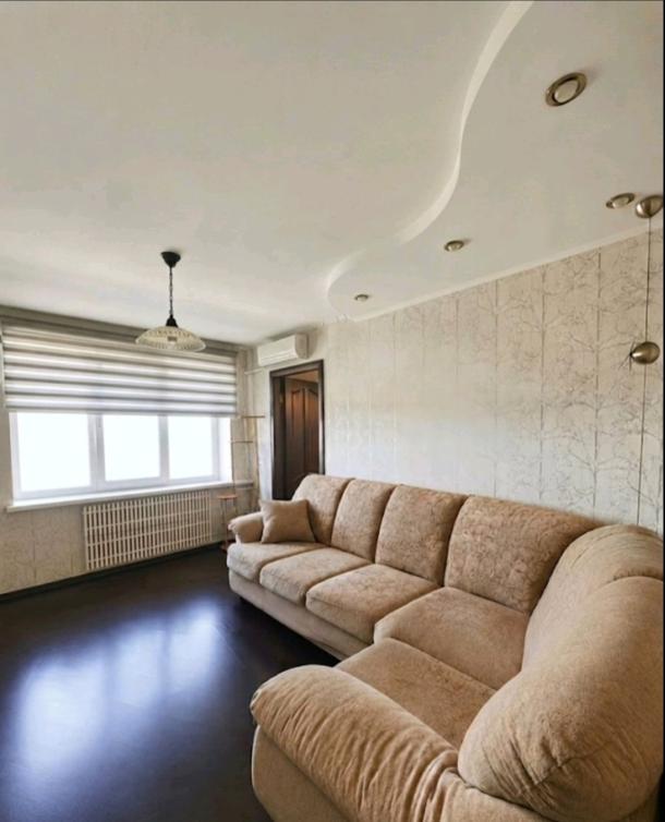 Квартира, 3-кімн., Харьков, Новые Дома, Харьковских Дивизий