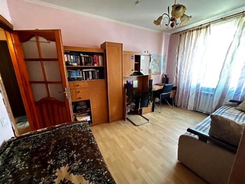 Квартира, 3-кімн., Харьков, Жуковского поселок, Астрономическая