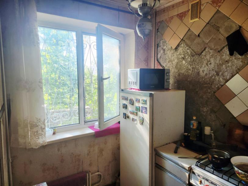 Квартира, 2-кімн., Харьков, 606м/р, Светлая