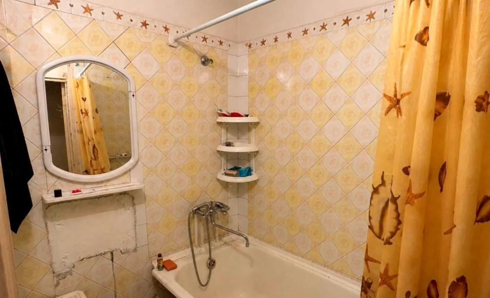 Квартира, 3-кімн., Харьков, 624м/р, Амосова