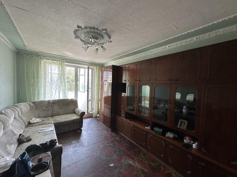 Квартира, 3-кімн., Харьков, 607м/р, Тракторостроителей просп.