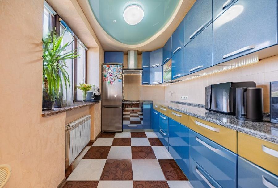 Квартира, 3-кімн., Харьков, Новые Дома, Олимпийская (Ворошилова)