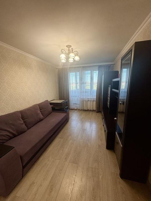 Квартира, 1-кімн., Харьков, 522м/р, Академика Барабашова