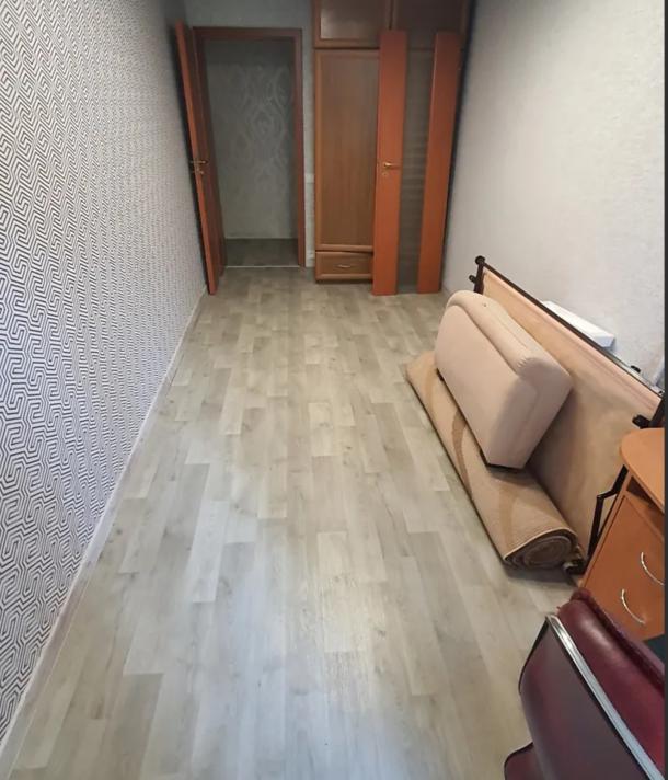 Квартира, 3-кімн., Харьков, Жуковского поселок, Академика Проскуры