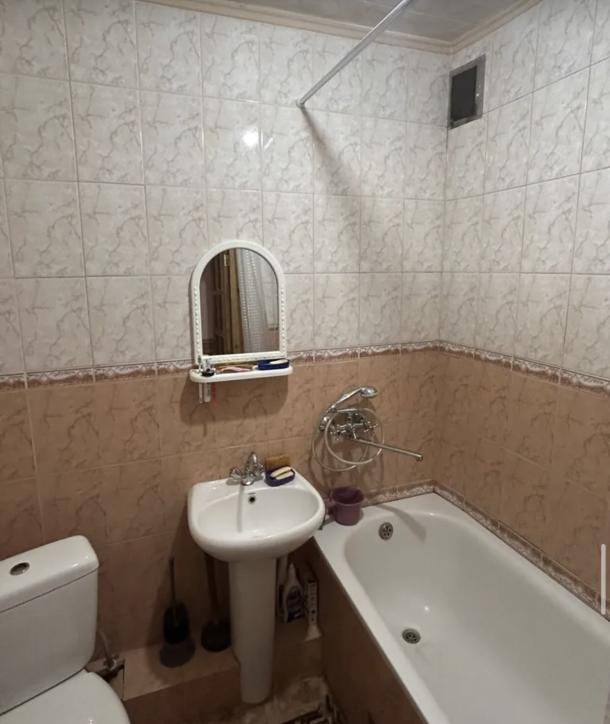 Квартира, 2-кімн., Харьков, 533м/р, Светлая