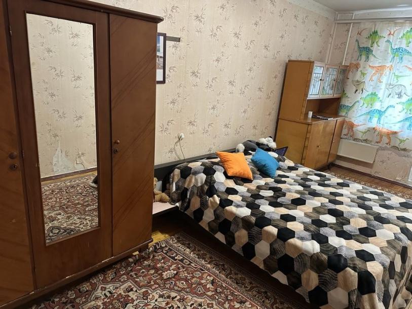 Квартира, 3-кімн., Харьков, 606Ам/р, Валентиновская
