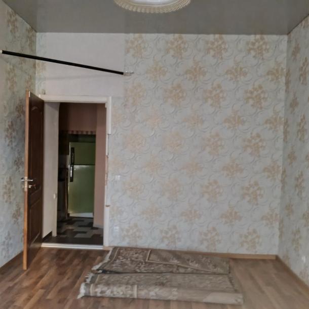 Квартира, 3-кімн., Харьков, Южный Вокзал, Полтавский Шлях