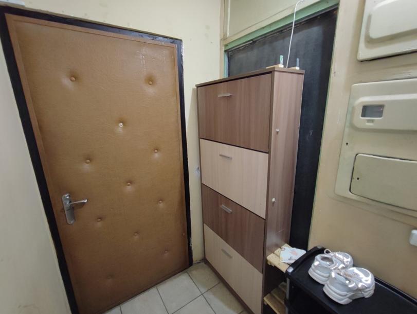 Квартира, 4-кімн., Харьков, 522м/р, Валентиновская