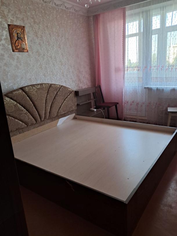 Квартира, 3-кімн., Харьков, 607м/р, Валентиновская