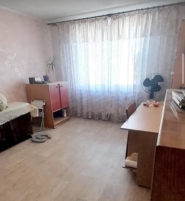 Квартира, 3-кімн., Харьков, Спортивная метро, Георгия Тарасенко (Плехановская)