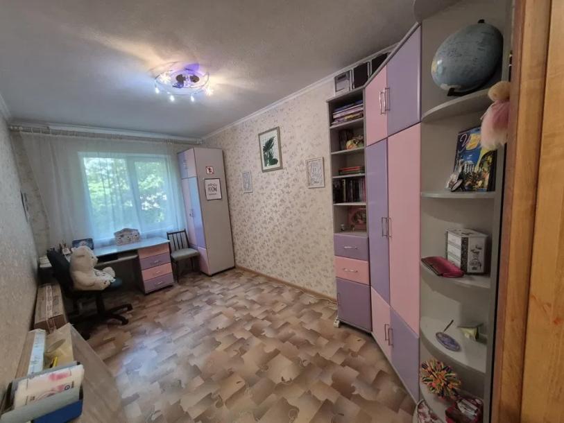 Квартира, 3-кімн., Харьков, Новые Дома, Каденюка (Танкопия)