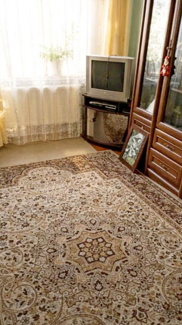 Квартира, 2-кімн., Эсхар, Чугуевский район, Мира пер. (Советский пер., Комсомольский пер.)