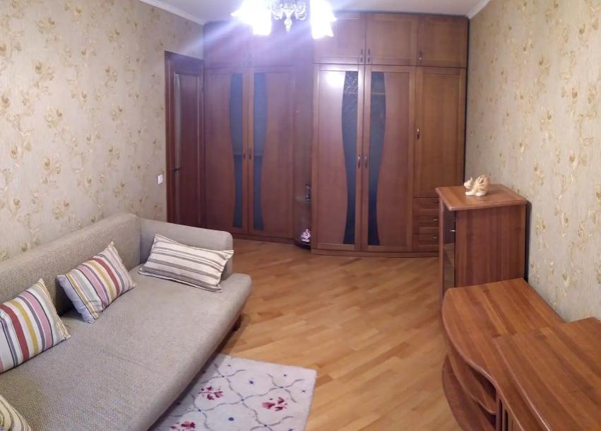 Квартира, 1-кімн., Харьков, 524м/р, Непокоренных (Героев Труда)