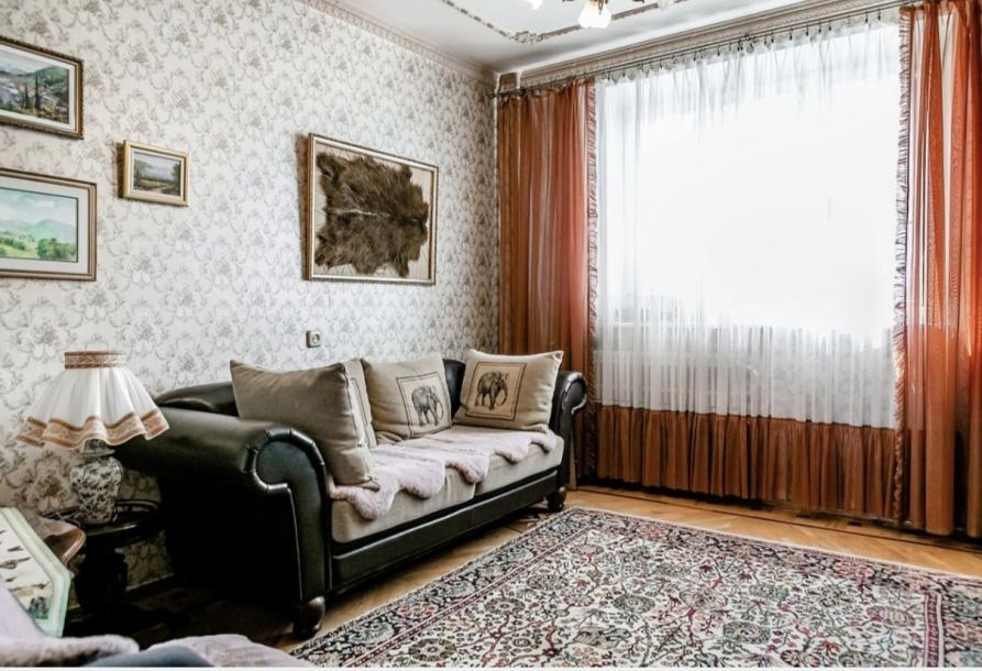 Квартира, 4-кімн., Харьков, Холодная Гора, Титаренковский пер.