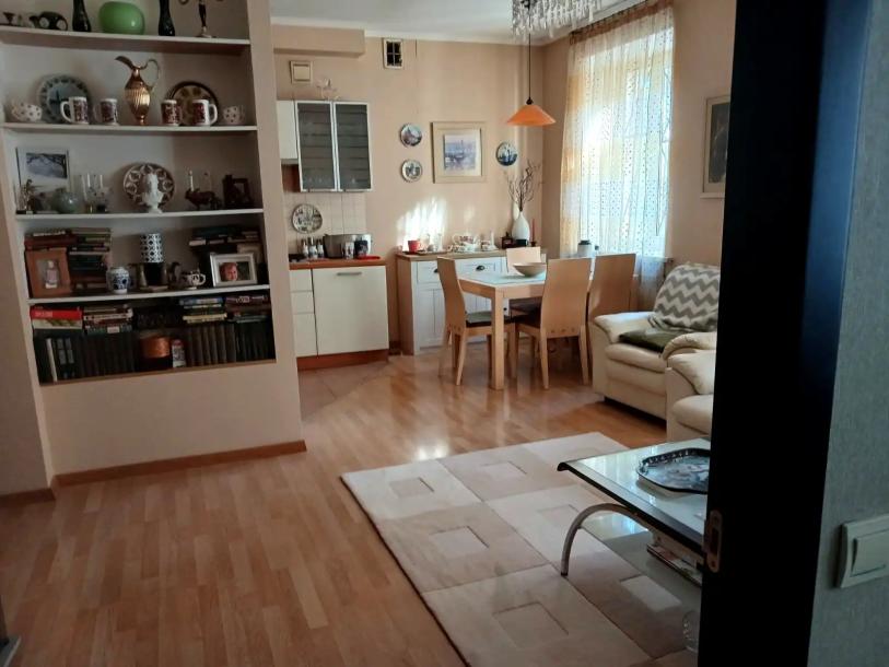 Квартира, 2-кімн., Харьков, Центр, Куликовская (Мельникова)