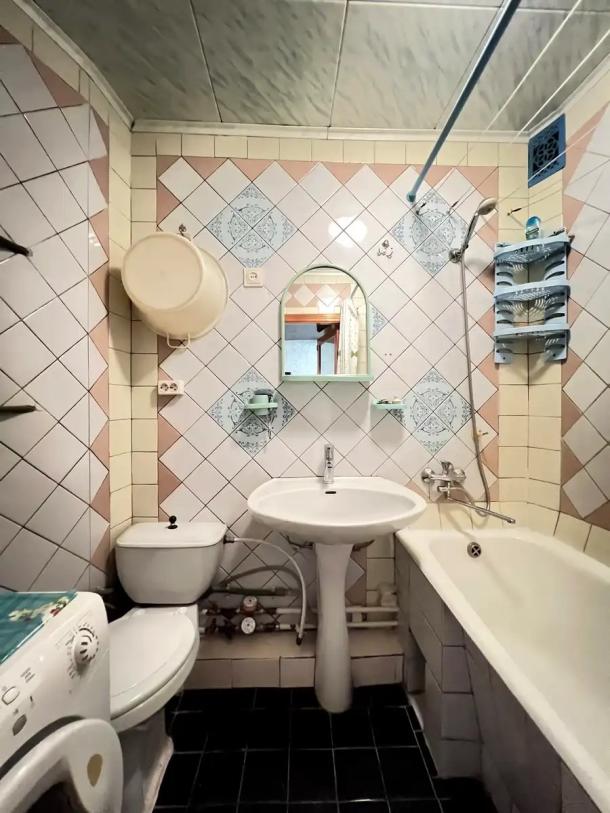 Квартира, 2-кімн., Харьков, 531м/р, Непокоренных (Героев Труда)