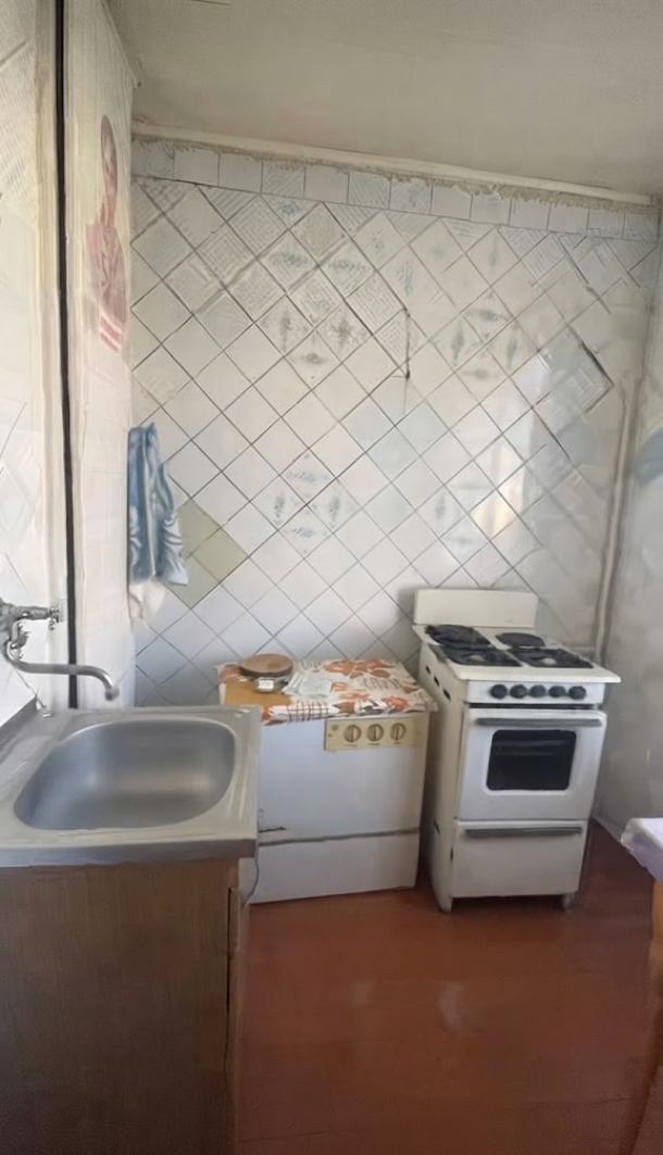 Квартира, 2-кімн., Харьков, 607м/р, Тракторостроителей просп.