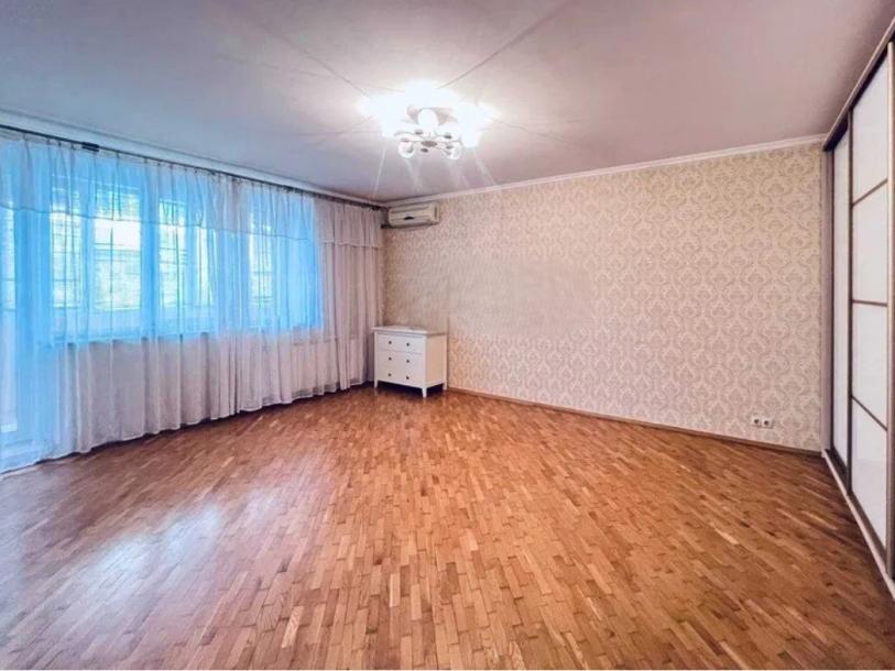 Квартира, 2-кімн., Харьков, МЖК, Кричевского