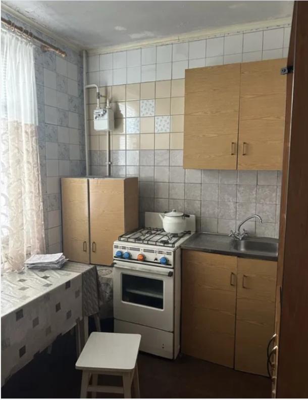 Квартира, 1-кімн., Харьков, 524м/р, Непокоренных (Героев Труда)