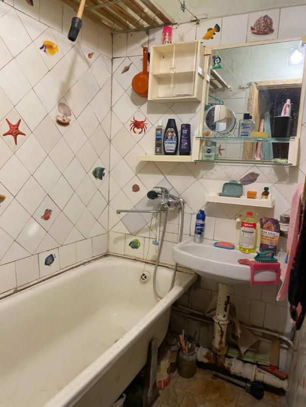 Квартира, 3-кімн., Харьков, 522м/р, Непокоренных (Героев Труда)