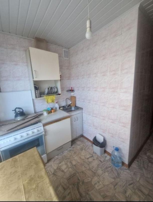 Квартира, 3-кімн., Харьков, 524м/р, Гвардейцев Широнинцев